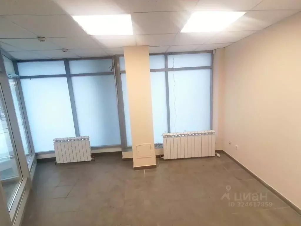 Торговая площадь в Татарстан, Казань ул. Лушникова, 10а (12 м) - Фото 2