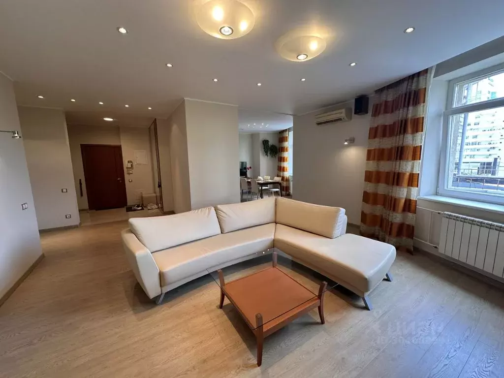 3-к кв. Свердловская область, Екатеринбург ул. Красноармейская, 74 ... - Фото 1