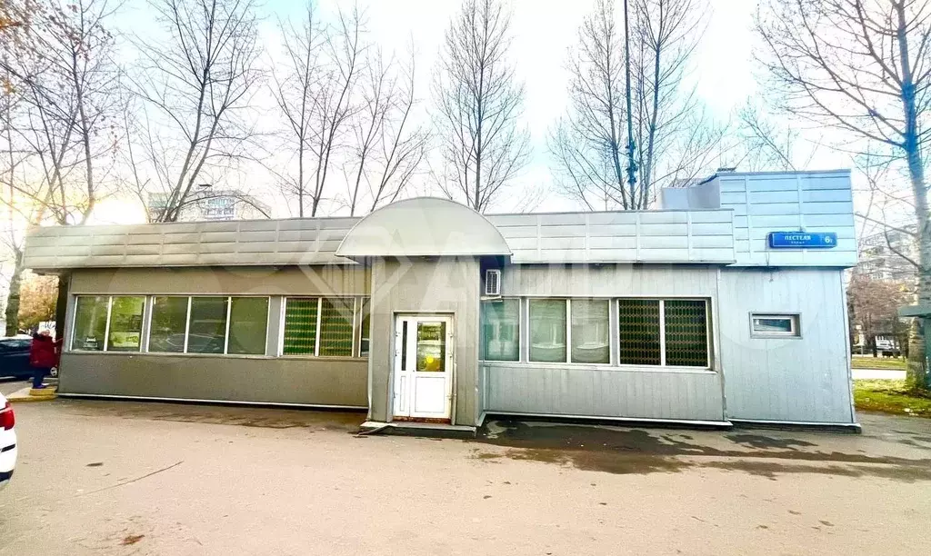 Продажа отдельно стоящего здания с действующим арендатором (габ) - Фото 0
