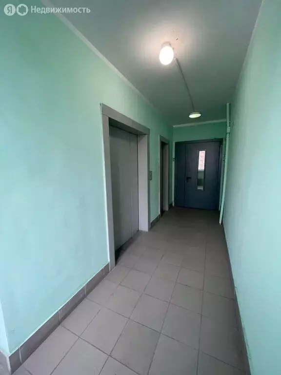 3-комнатная квартира: Москва, улица Маршала Тухачевского, 17к2 (71.8 ... - Фото 0