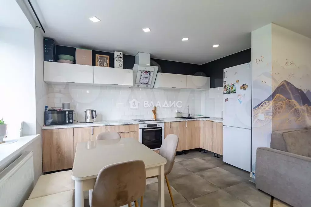 2-к. квартира, 63 м, 2/5 эт. - Фото 1