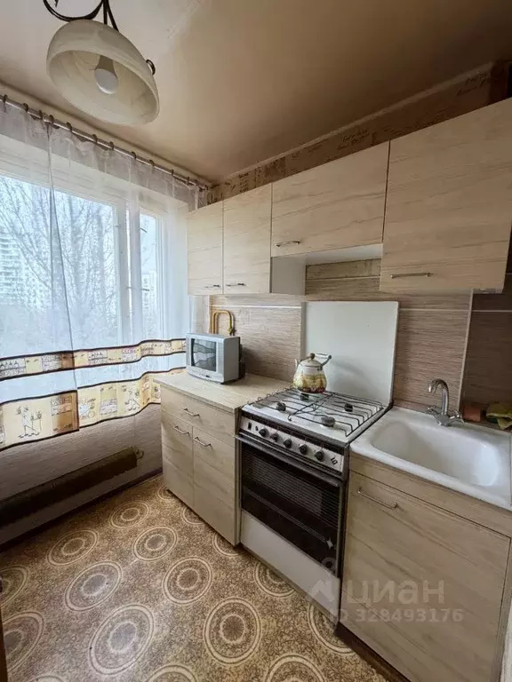 3-к кв. Москва ул. Введенского, 24 (67.1 м) - Фото 1