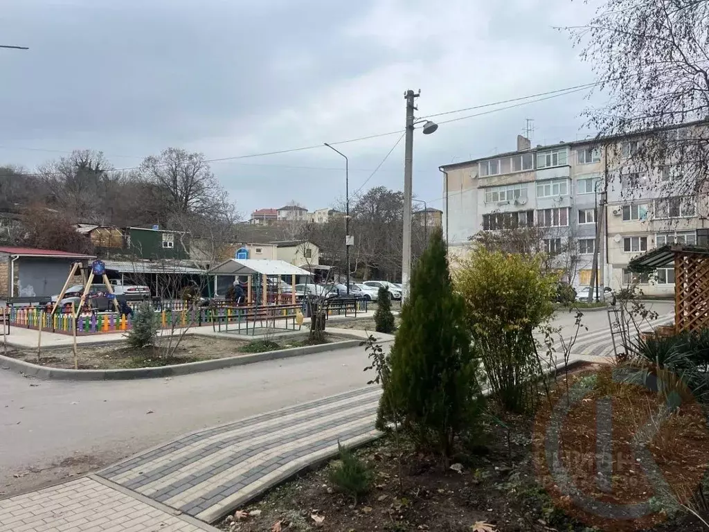 2-к кв. Крым, Симферопольский район, Перовское с/пос, с. Залесье ул. ... - Фото 1