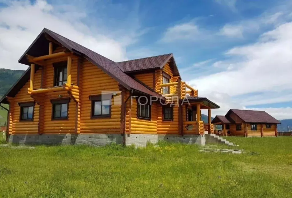 Дом в Алтай, Усть-Коксинский район, с. Усть-Кокса  (273 м) - Фото 1