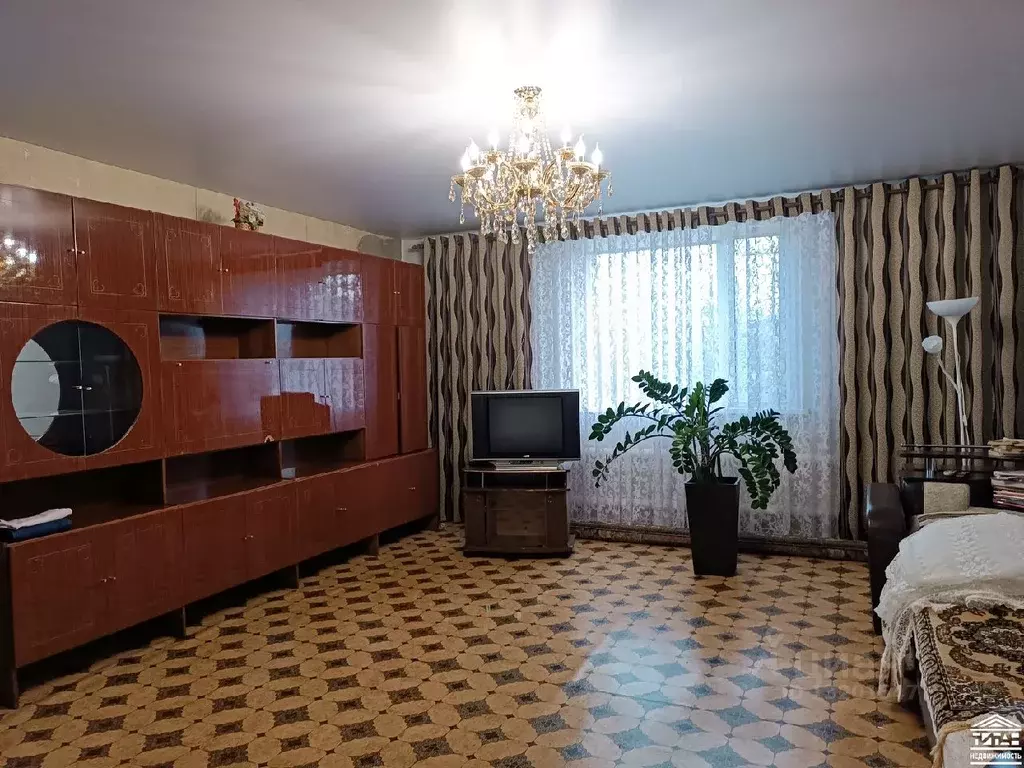 Дом в Оренбургская область, Бузулук ул. Байкальская, 2 (160 м) - Фото 1