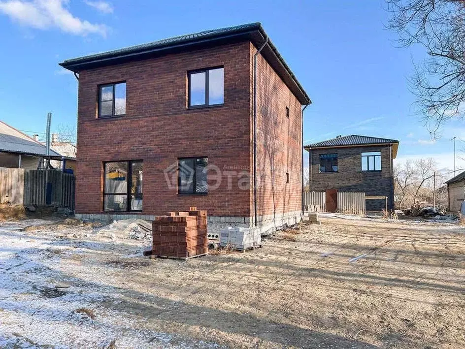 Дом в Волгоградская область, Волгоград Пермская ул., 3 (110 м) - Фото 0