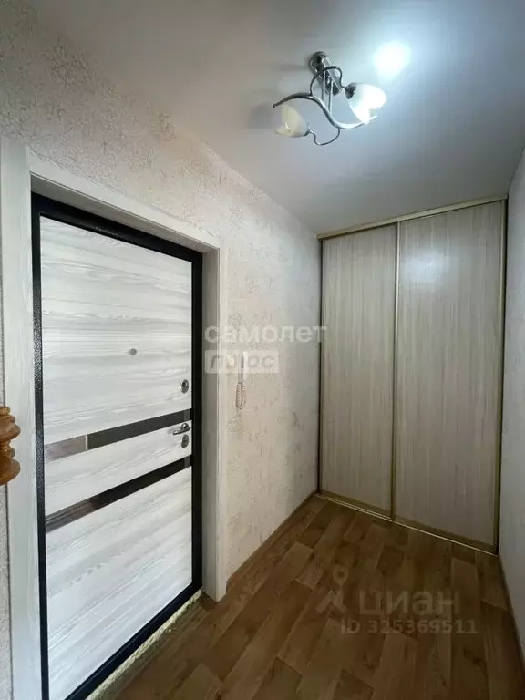 1-к кв. Калмыкия, Элиста 8-й мкр, 63 (40.1 м) - Фото 1