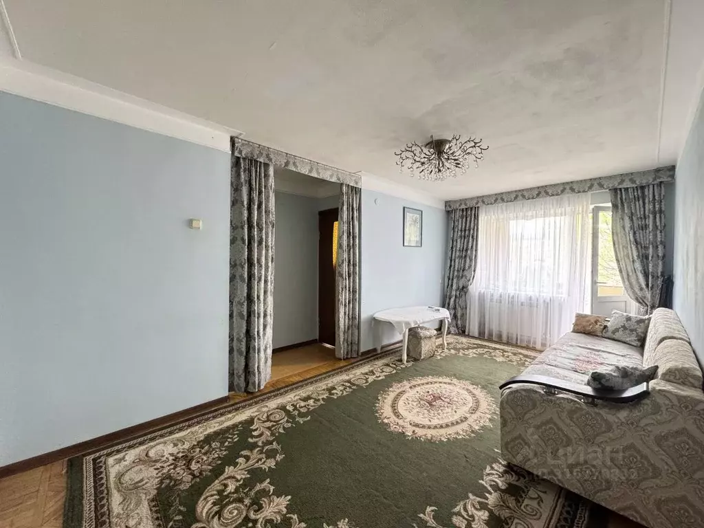 3-к кв. Кабардино-Балкария, Нальчик ул. Идарова (56.1 м) - Фото 1