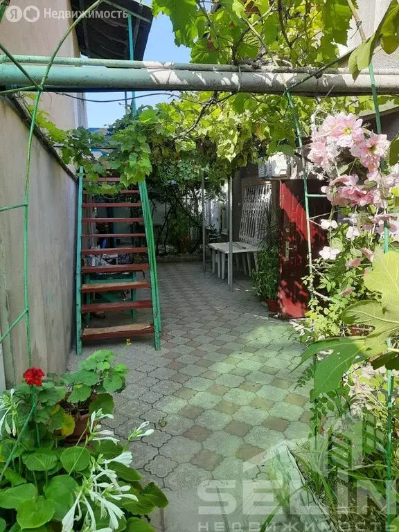 Дом в Заозёрное, Октябрьская улица, 15А (132.2 м) - Фото 1