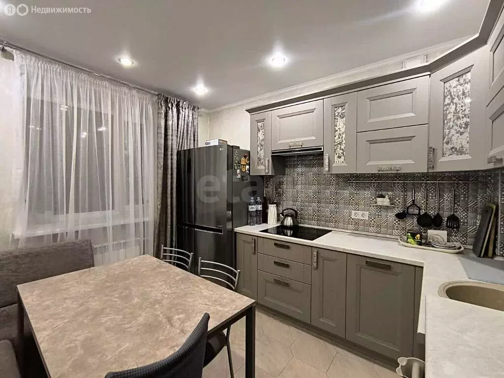 3-комнатная квартира: Самара, Ново-Садовая улица, 181А (87.6 м) - Фото 2