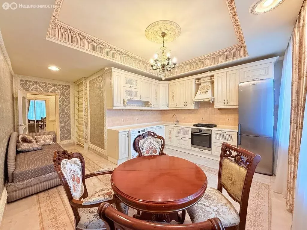 2-комнатная квартира: Санкт-Петербург, Полтавская улица, 12 (80.6 м) - Фото 1