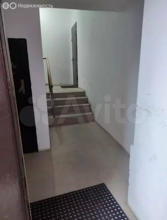 1-комнатная квартира: Махачкала, улица Титова, 103 (50 м) - Фото 1