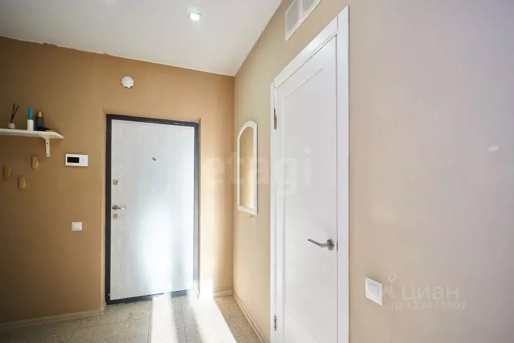 1-к кв. Тюменская область, Тюмень ул. Мельникайте, 32 (48.7 м) - Фото 0