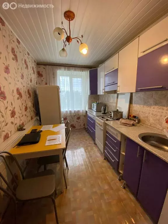 4-комнатная квартира: Фролово, Спартаковская улица, 54 (72 м) - Фото 0