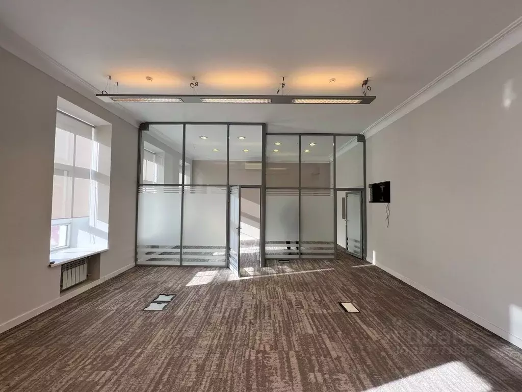 Офис в Москва ул. Волхонка, 16 (68 м) - Фото 1