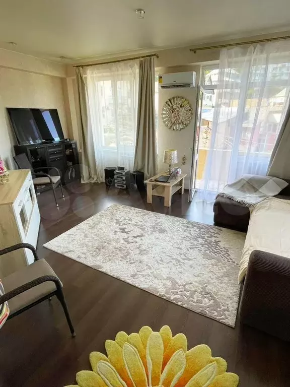 Комната 25 м в 2-к., 4/6 эт. - Фото 0