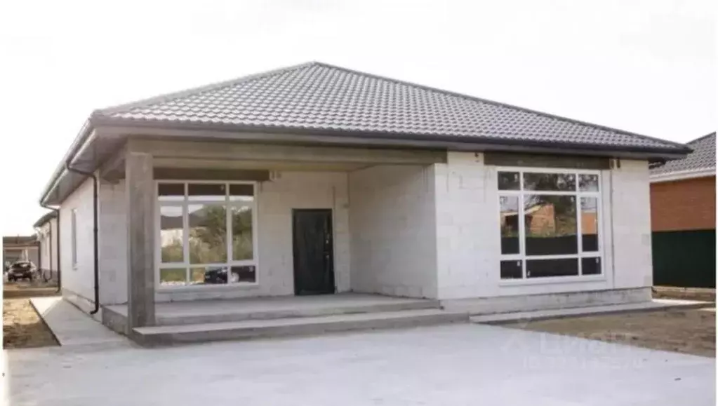 Дом в Астраханская область, Приволжский район, с. Осыпной Бугор ул. ... - Фото 2