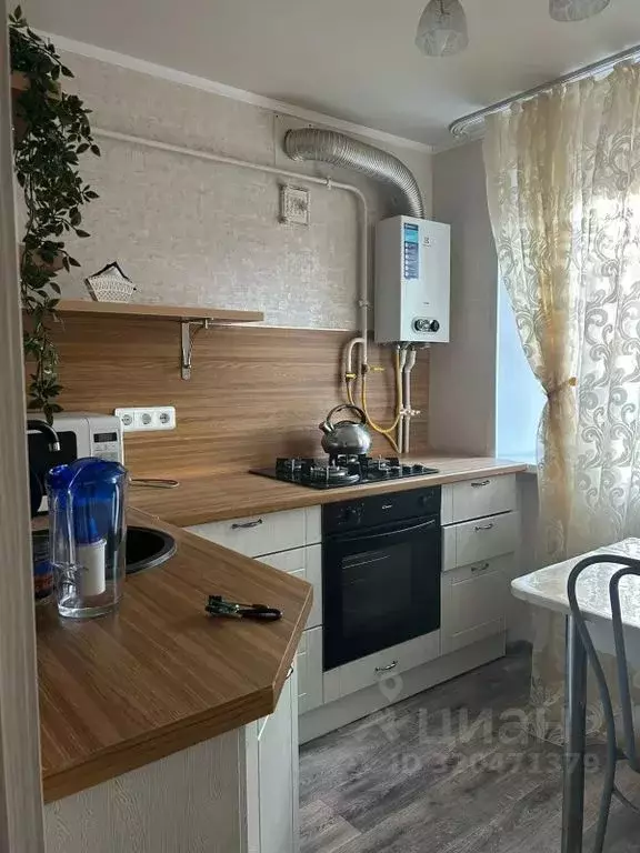 3-к кв. Татарстан, Альметьевск ул. Гагарина, 11 (57.0 м) - Фото 1