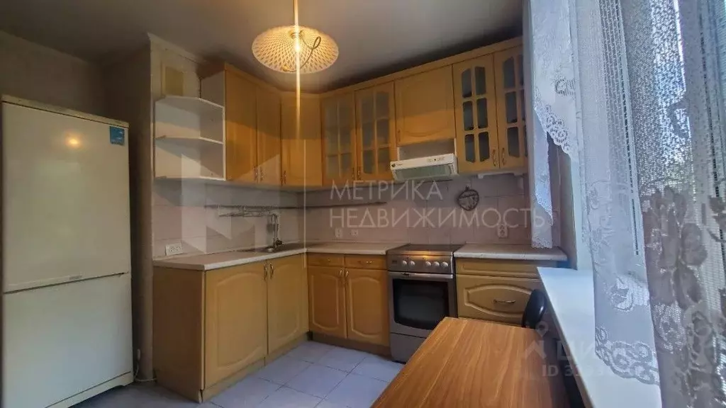 2-к кв. Тюменская область, Тюмень ул. Софьи Ковалевской, 11 (48.9 м) - Фото 0