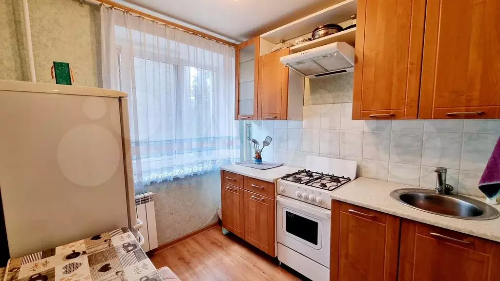 1-к. квартира, 37 м, 4/10 эт. - Фото 1