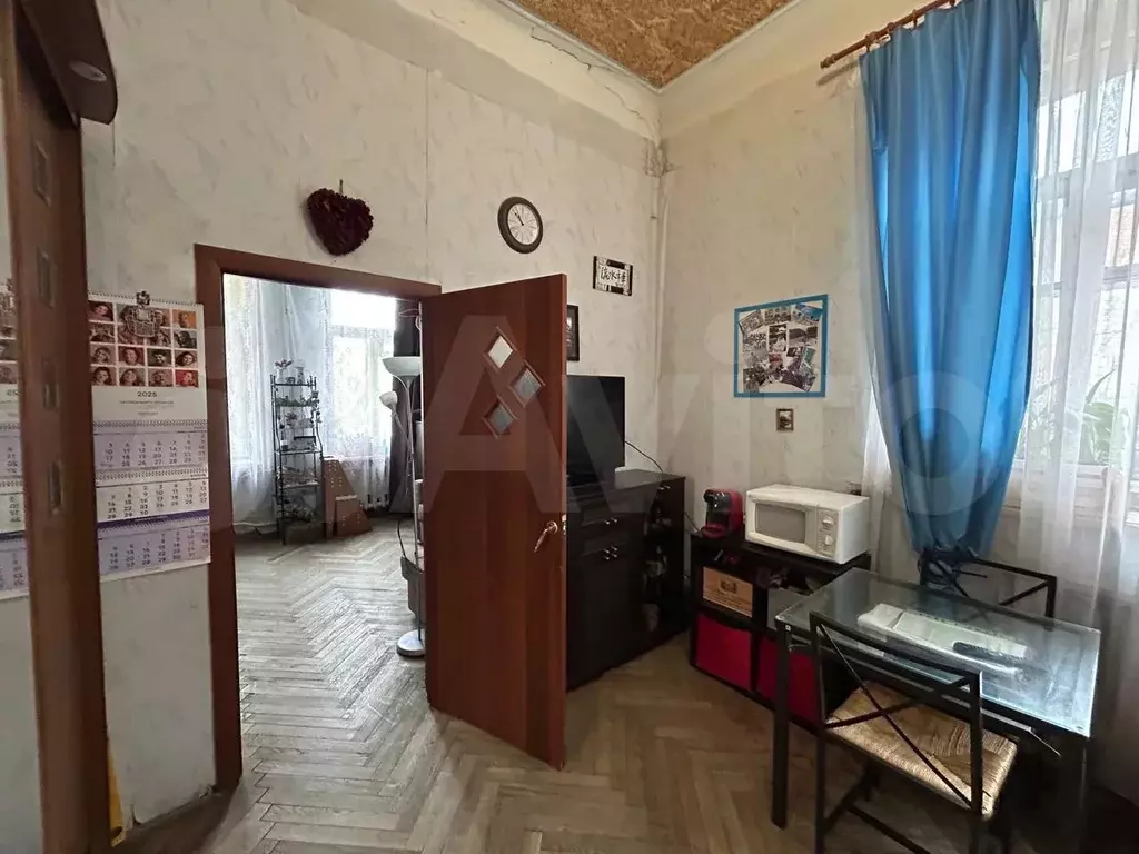 Комната 24,5 м в 4-к., 4/6 эт. - Фото 1