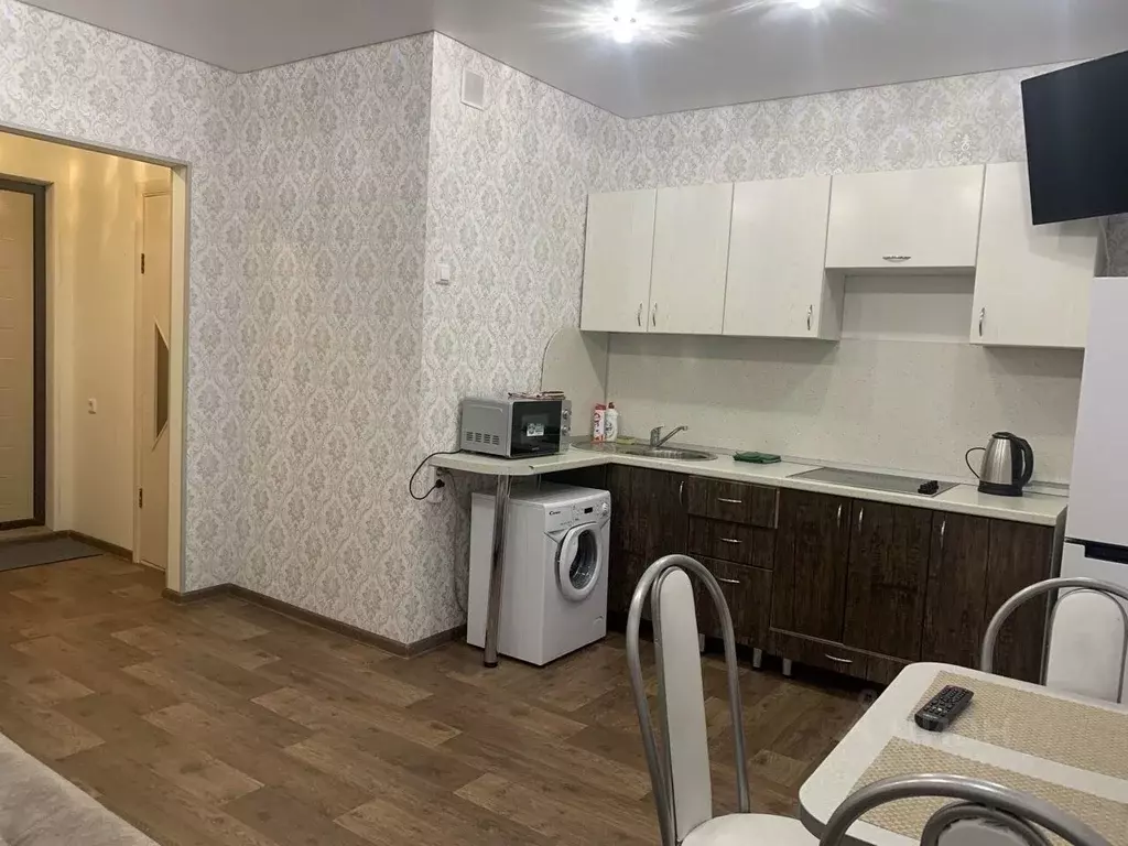 1-к кв. Челябинская область, Миасс ул. Уральских Добровольцев, 1А ... - Фото 1