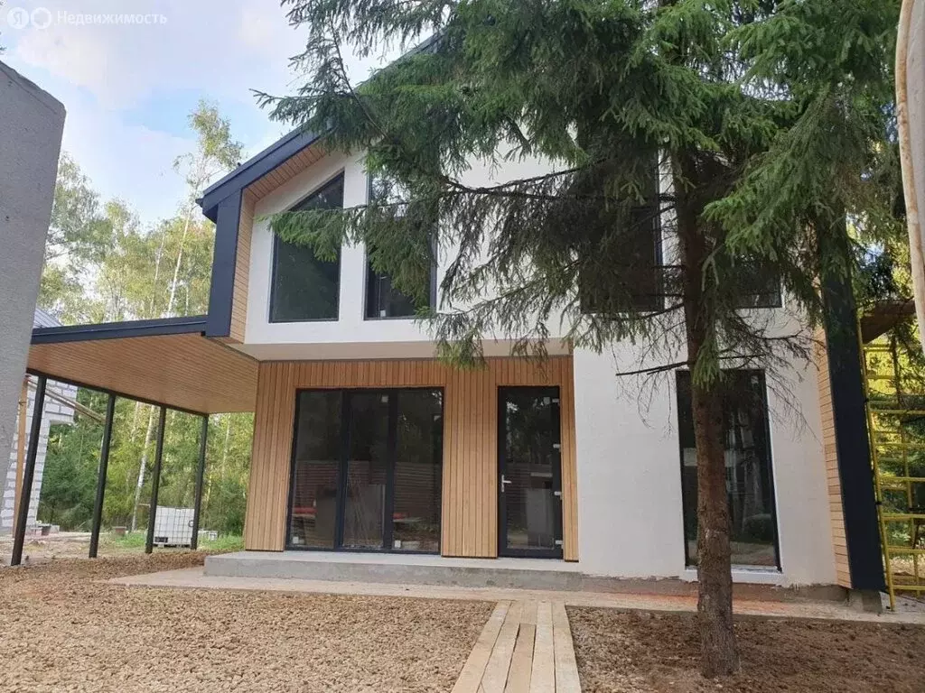 Дом в Пензенский район, Воскресеновский сельсовет (130 м) - Фото 1