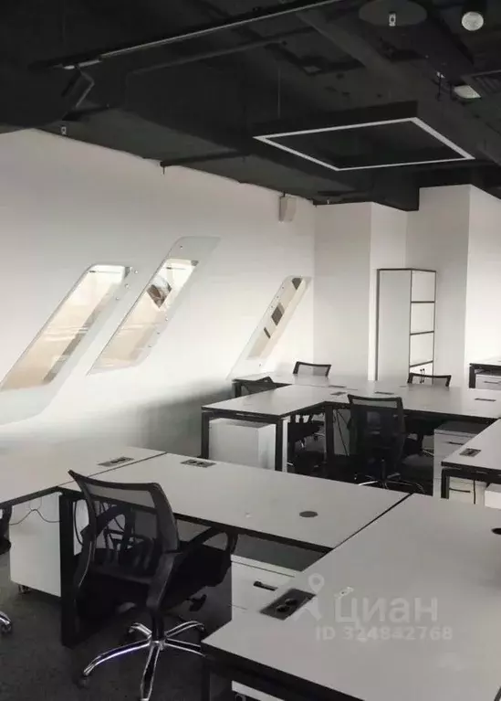 Офис в Москва Поклонная ул., 3 (975 м) - Фото 1