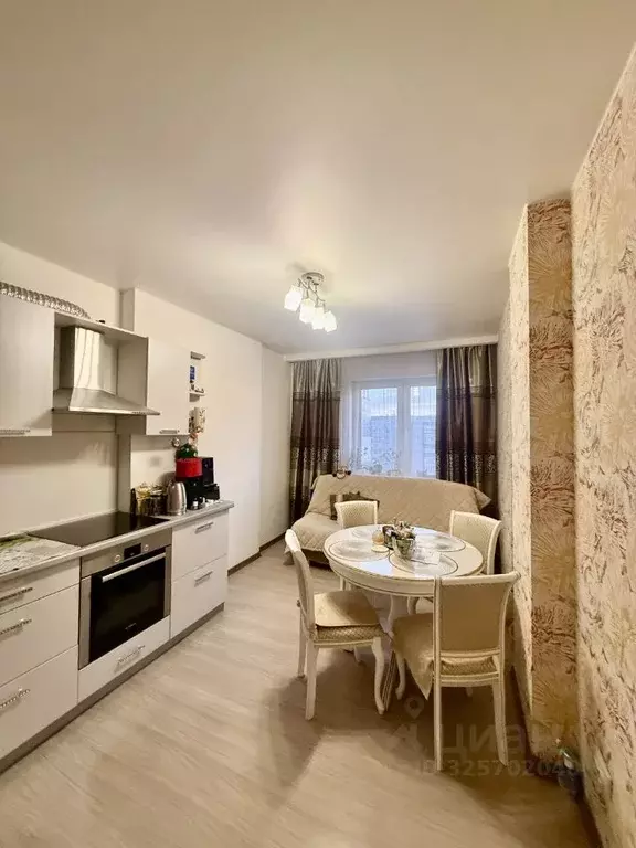 1-к кв. Челябинская область, Челябинск ул. Братьев Кашириных, 68 (49.0 ... - Фото 1