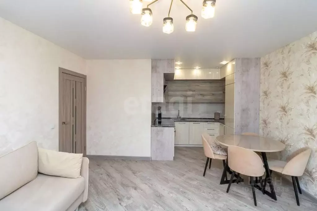 3-к кв. Тюменская область, Тюмень Мелиораторов мкр, ул. Голышева, 6Ак2 ... - Фото 1