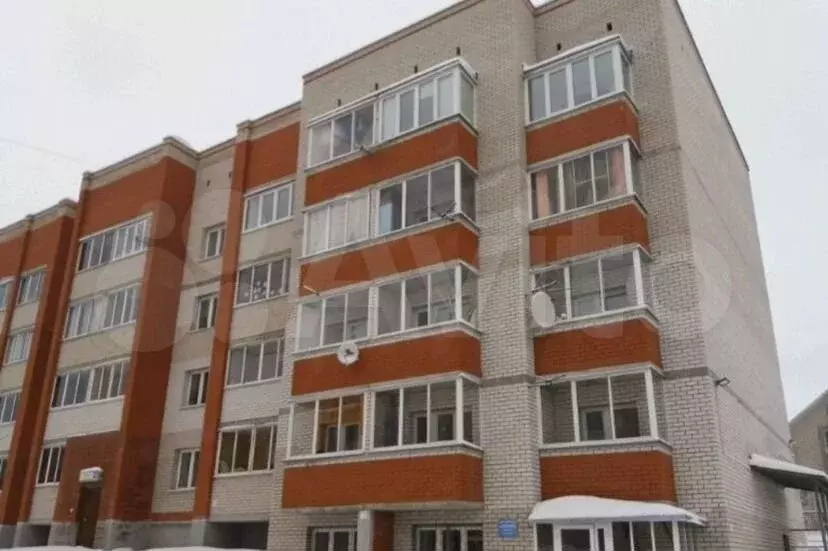 2-к. квартира, 70м, 2/6эт. - Фото 1