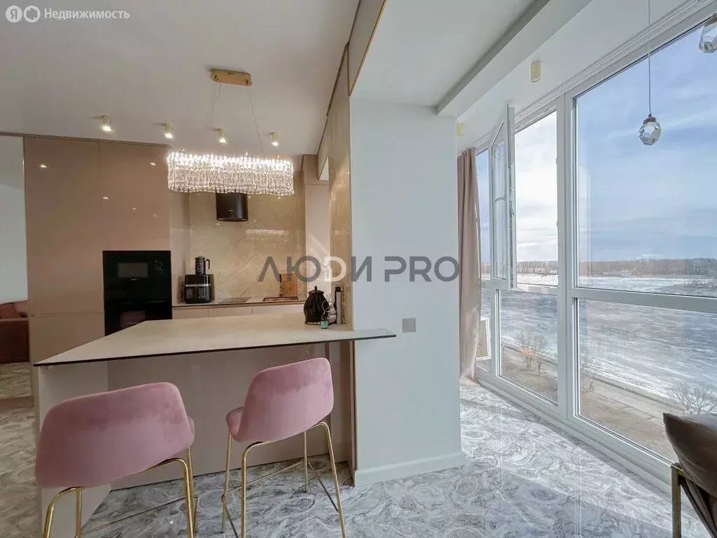 Квартира-студия: Балаково, улица Титова, 42 (39.5 м) - Фото 2