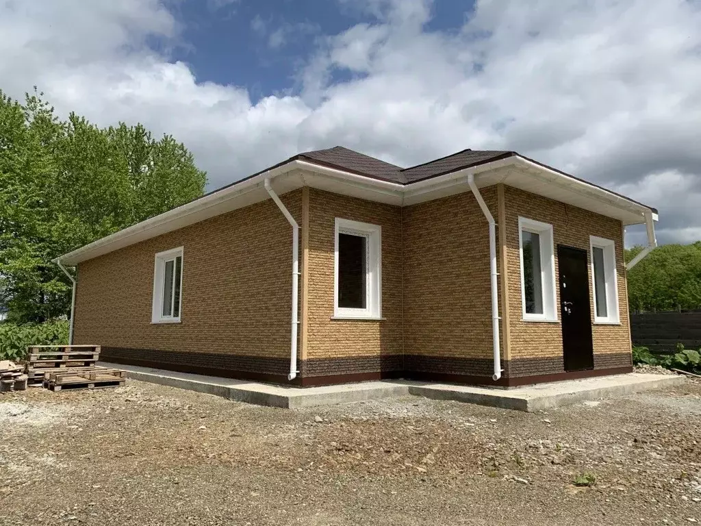 Дом в Сахалинская область, Южно-Сахалинск городской округ, с. ... - Фото 1