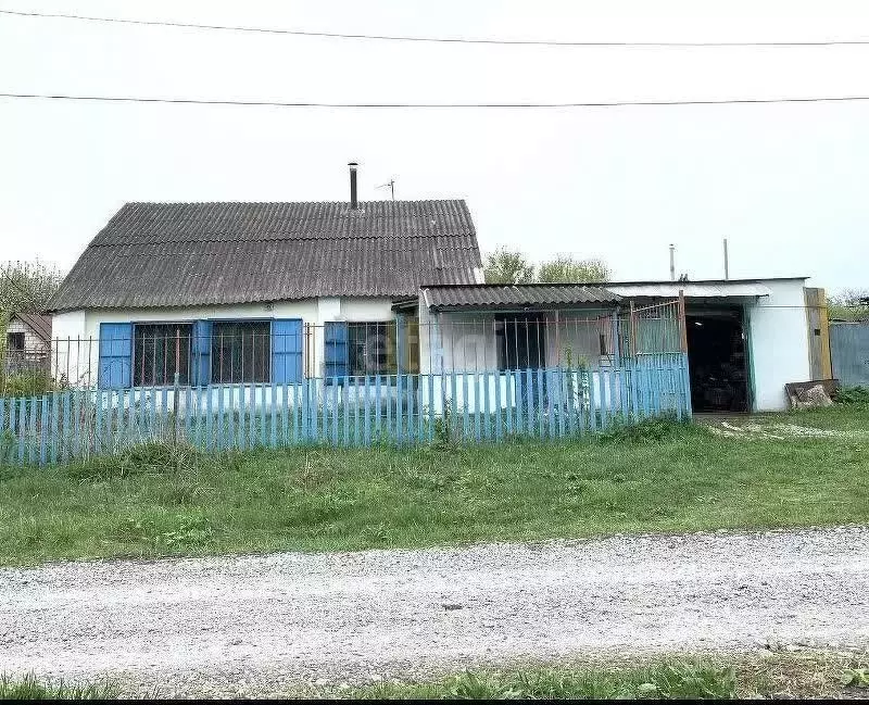 Дом в село Чудовка, Озёрная улица, 2 (68 м) - Фото 0