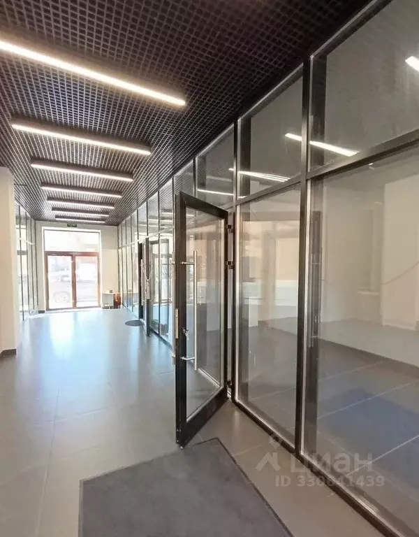 Торговая площадь в Санкт-Петербург Новгородская ул., 13 (32 м) - Фото 2