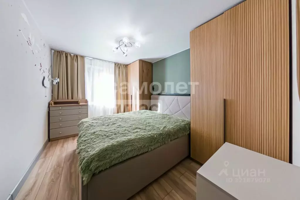 2-к кв. Свердловская область, Екатеринбург ул. Викулова, 34к2 (43.5 м) - Фото 0