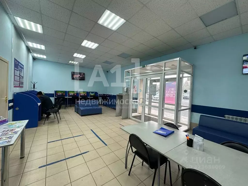 Помещение свободного назначения в Челябинская область, Челябинск ул. ... - Фото 2