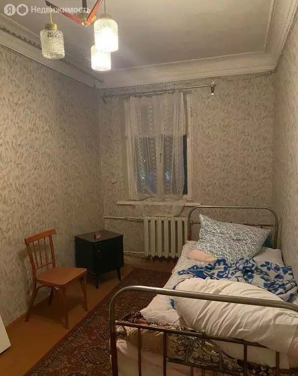 3-комнатная квартира: Каменск-Шахтинский, микрорайон Шахта 32, ... - Фото 1