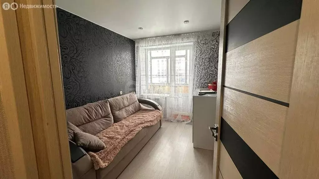 3-комнатная квартира: село Стрелецкое, улица Королёва, 44 (73 м) - Фото 2