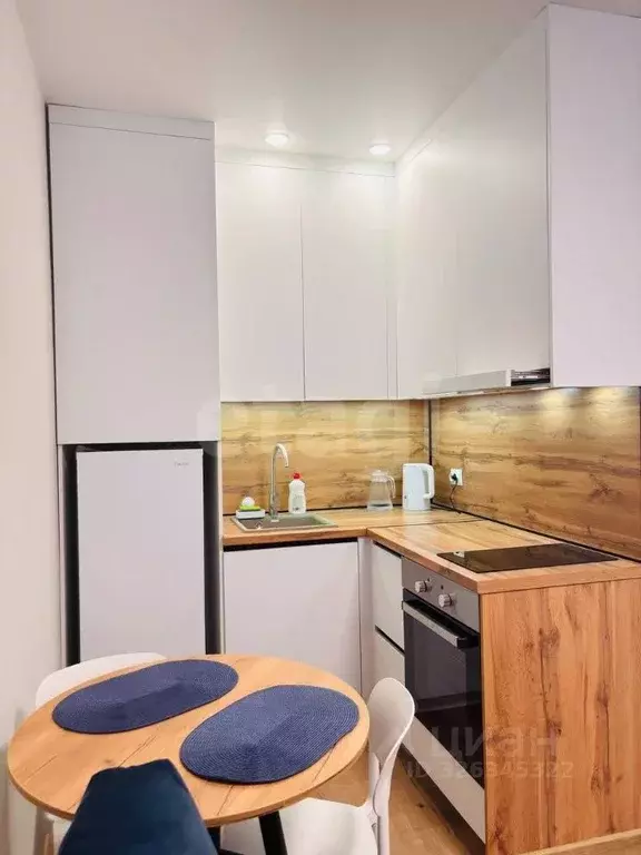 1-к кв. Тюменская область, Тюмень ул. Фармана Салманова, 21 (38.0 м) - Фото 0