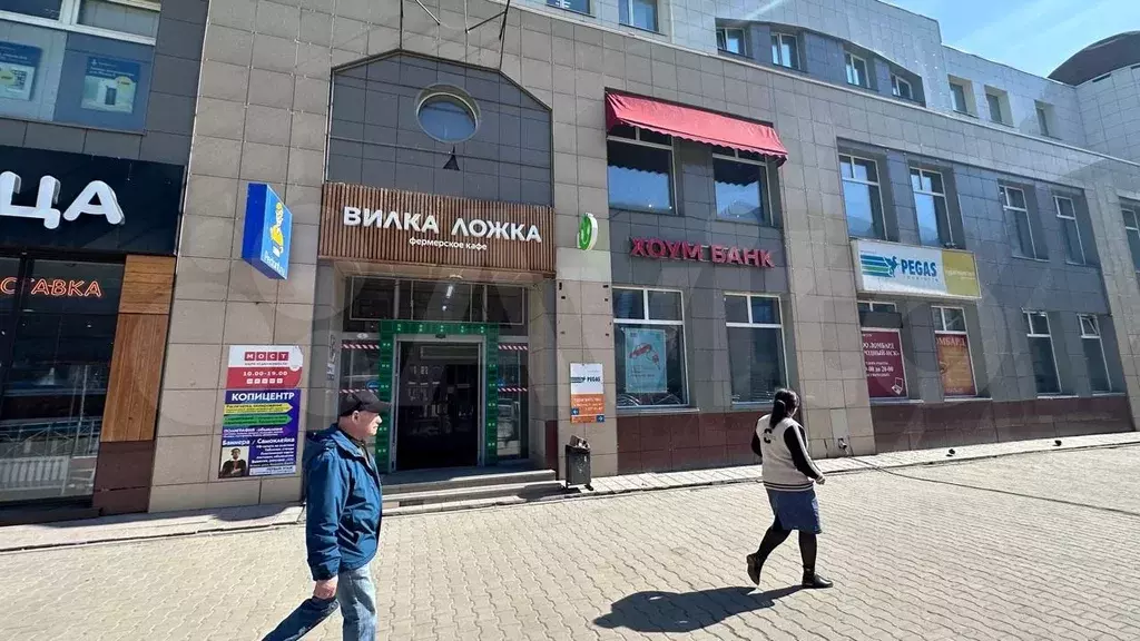 Торговая площадь 100 кв м.на высоком трафике - Фото 1