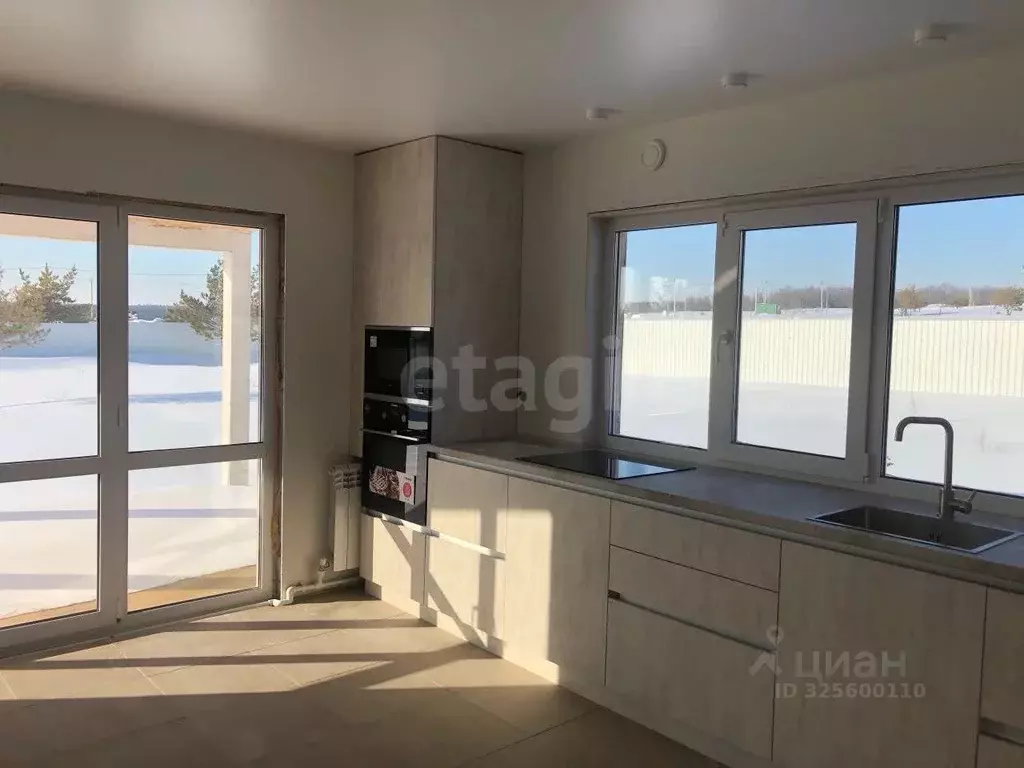 Дом в Самарская область, Красноярский район, Новый Буян с/пос, с. ... - Фото 1