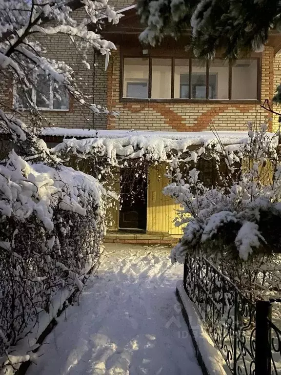 Дом в Оренбургская область, Орск пос. Елшанка, ул. Перспективная, 3 ... - Фото 2