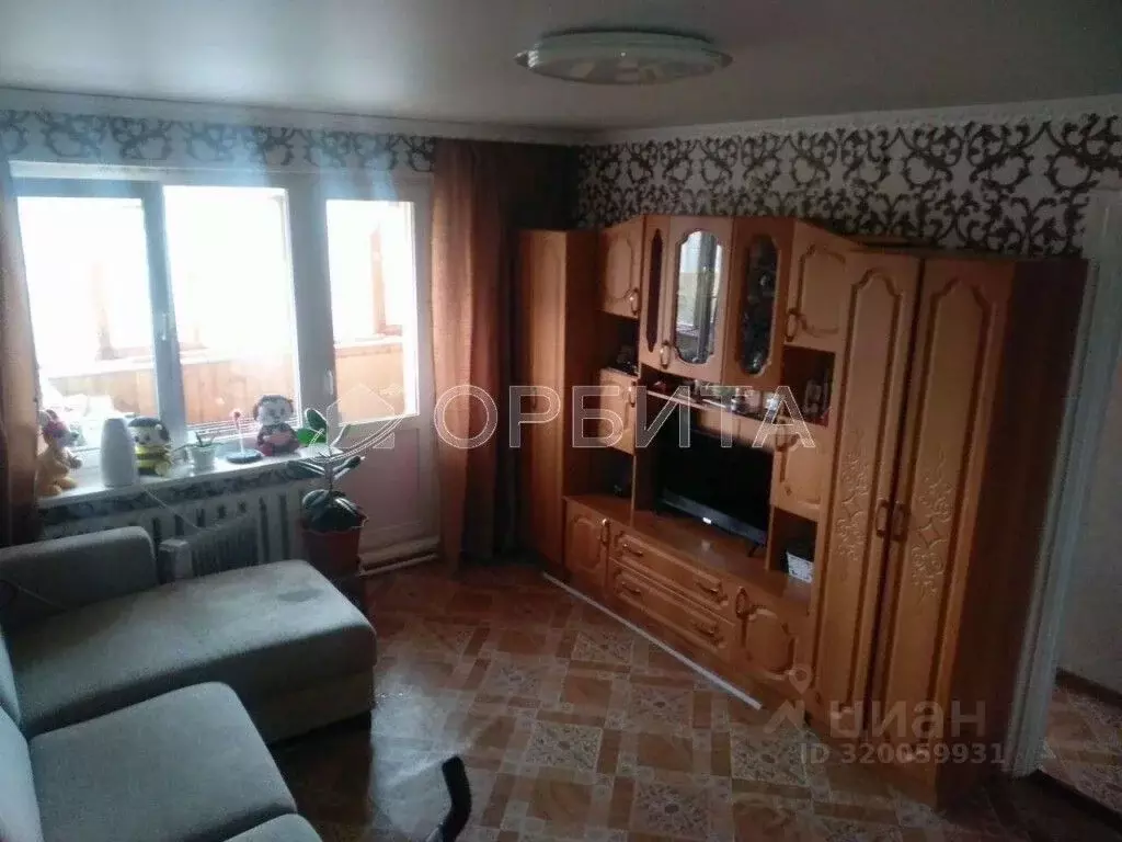 1-к кв. Тюменская область, Тюмень Полевая ул., 14 (30.0 м) - Фото 0