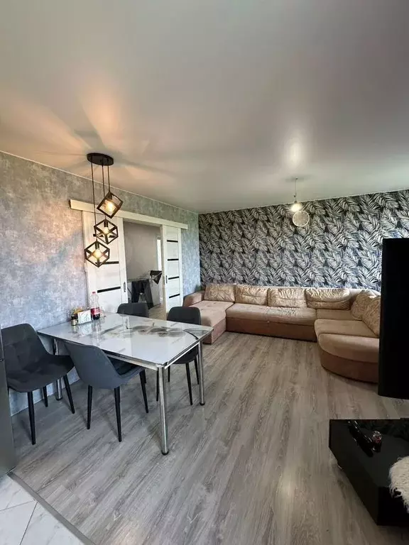 3-к. квартира, 63 м, 8/9 эт. - Фото 1