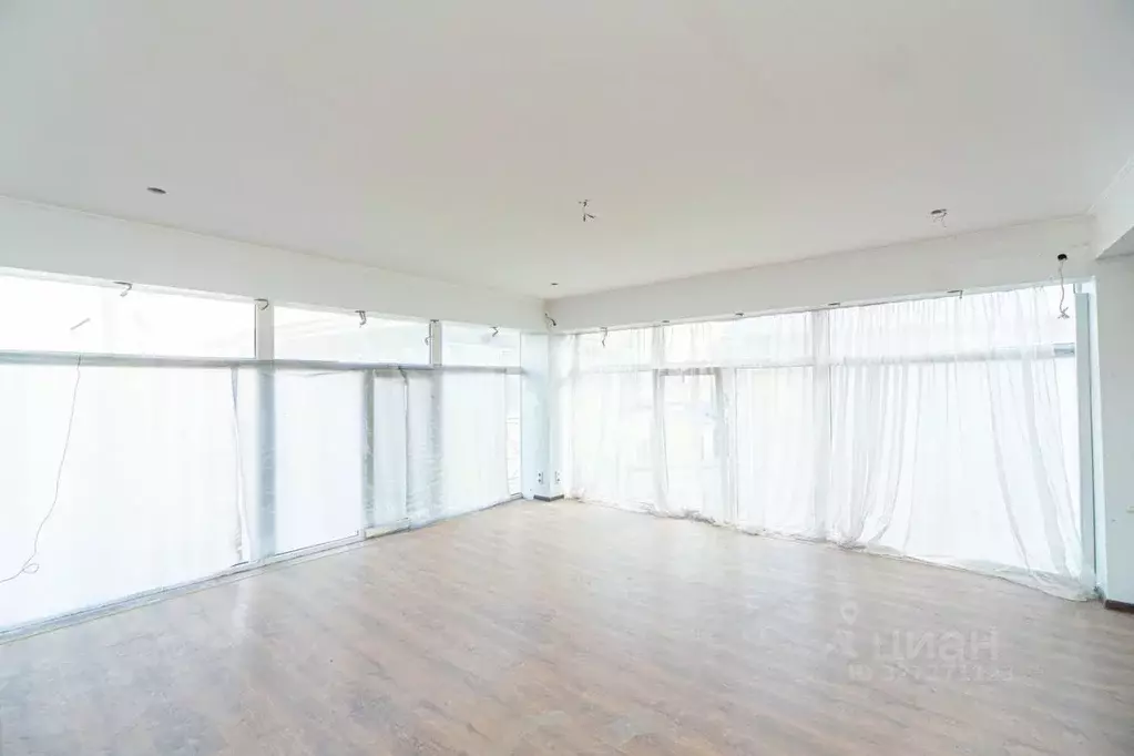 Дом в Севастополь ул. Элеваторная, 18 (222 м) - Фото 1