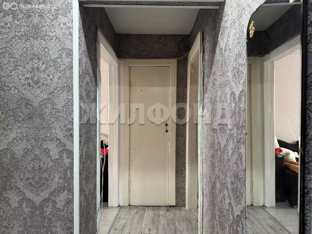 2-комнатная квартира: Абакан, улица Маршала Жукова, 80 (45 м) - Фото 1