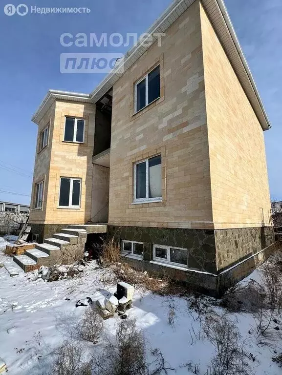 Дом в Астрахань, Гранитный переулок (190 м) - Фото 1