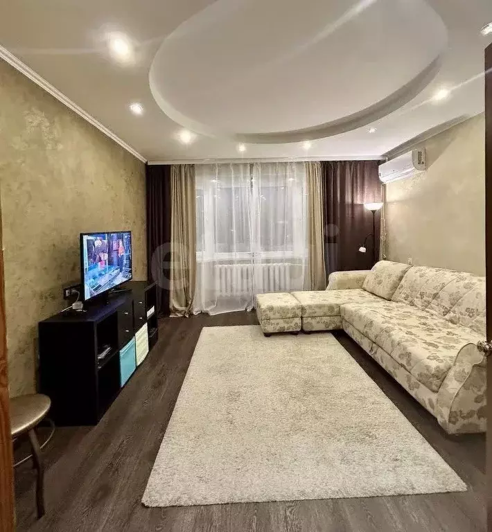 2-к кв. Ямало-Ненецкий АО, Новый Уренгой Юбилейный мкр, 5/4 (58.0 м) - Фото 1