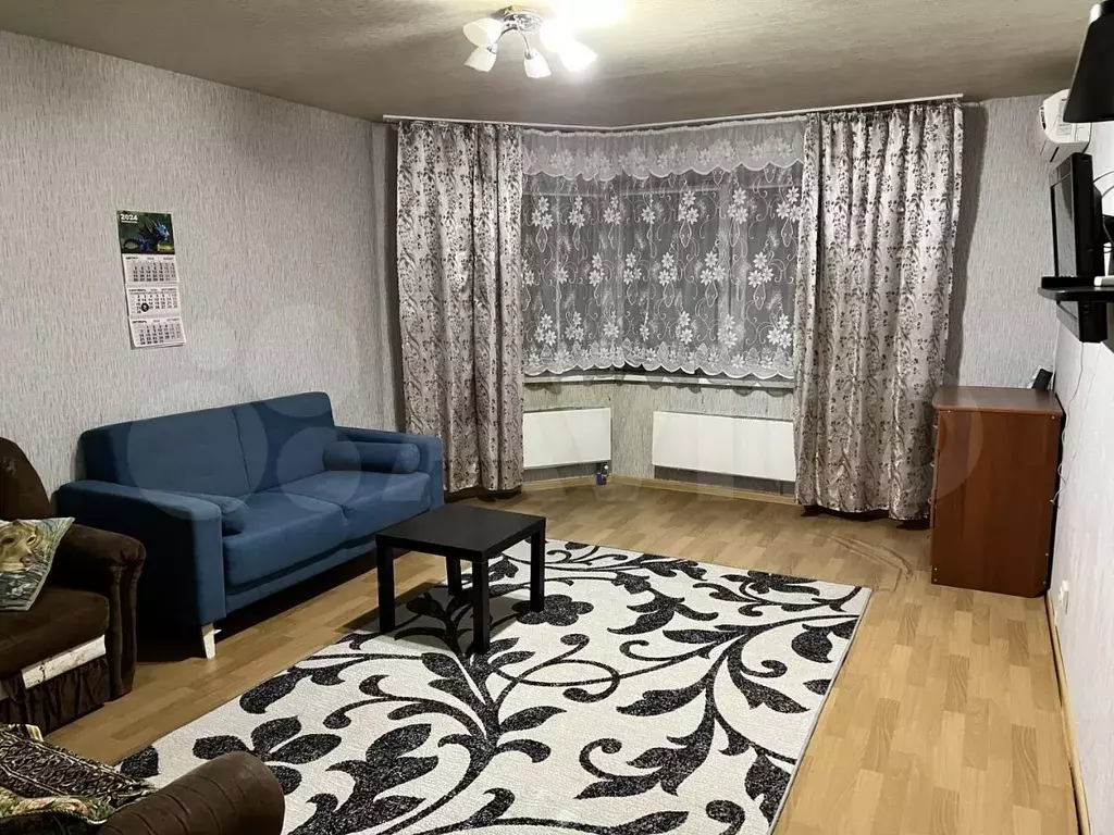 1-к. квартира, 45 м, 1/19 эт. - Фото 0